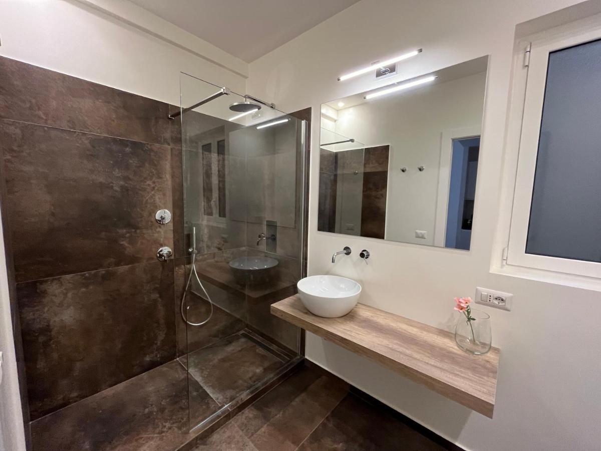 רומא Paula Petra Vatican Apartments מראה חיצוני תמונה