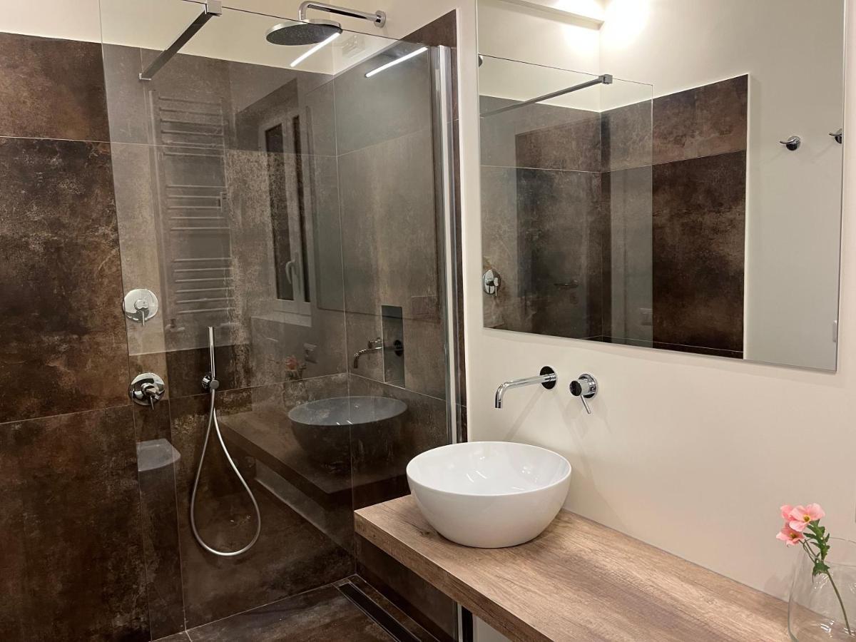 רומא Paula Petra Vatican Apartments מראה חיצוני תמונה