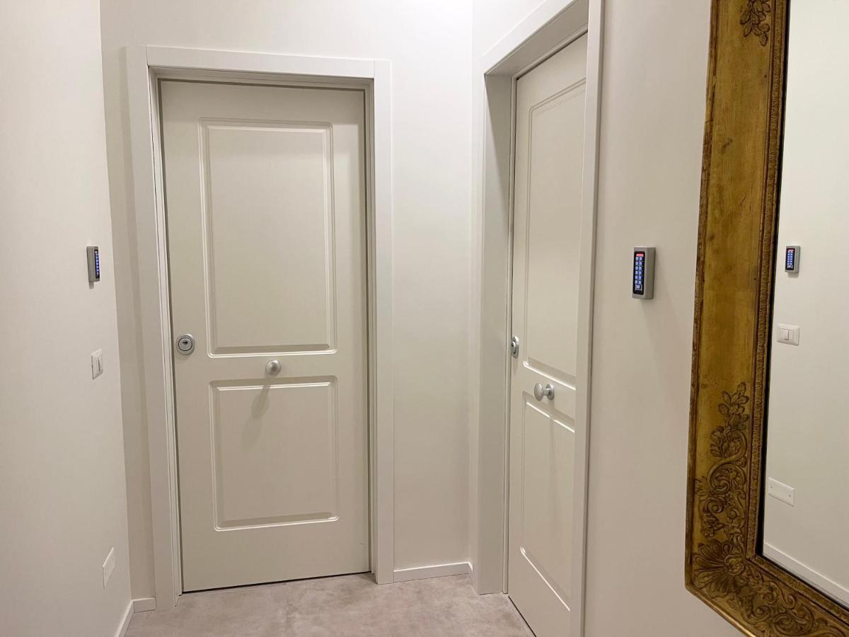 רומא Paula Petra Vatican Apartments מראה חיצוני תמונה