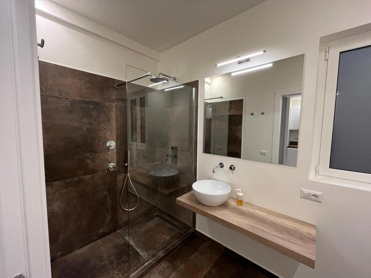 רומא Paula Petra Vatican Apartments מראה חיצוני תמונה
